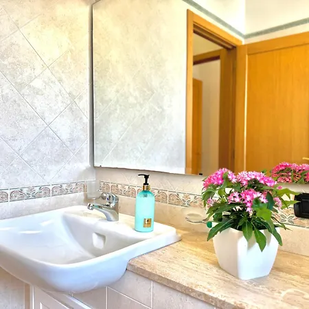 A Casa Di Chiara Bed and Breakfast 4*