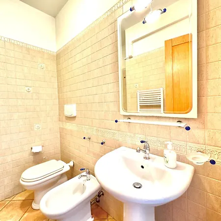 A Casa Di Chiara Bed and Breakfast