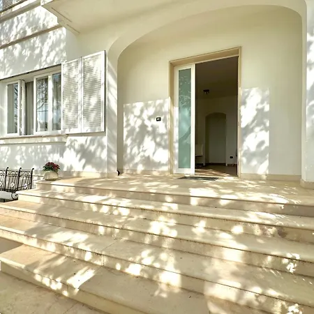 ベッド・アンド・ブレックファスト A Casa Di Chiara ナルド