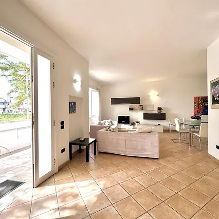 A Casa Di Chiara 4* ナルド