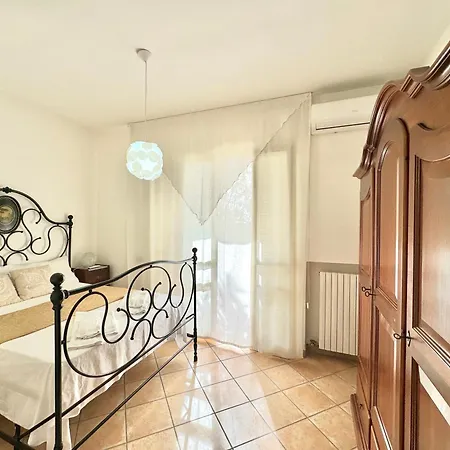 ベッド・アンド・ブレックファスト A Casa Di Chiara ナルド